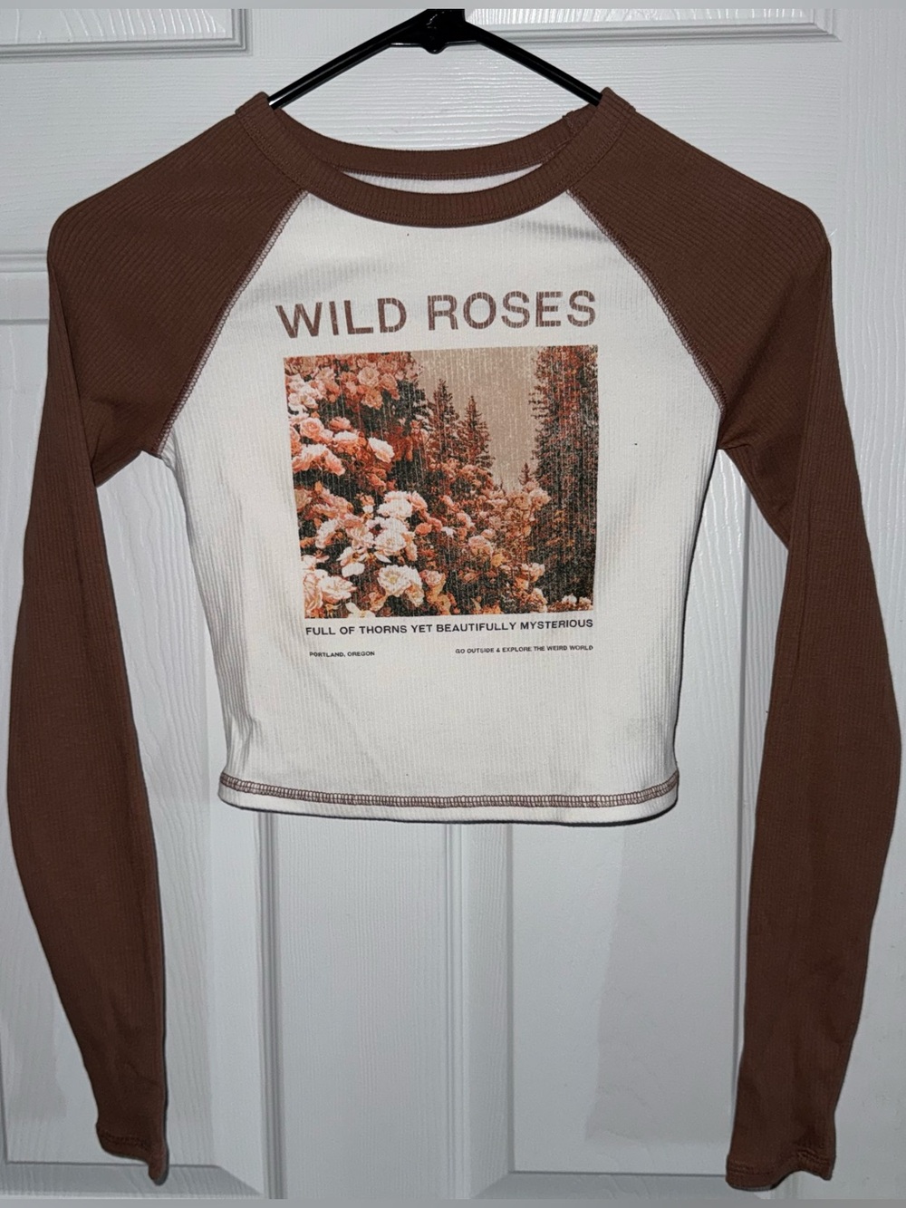 Arizona Wild Roses Ribbed Crop Top XS